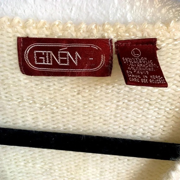 💥Vintage GINENNE sweater (L) 💥 - Picture 2 of 12